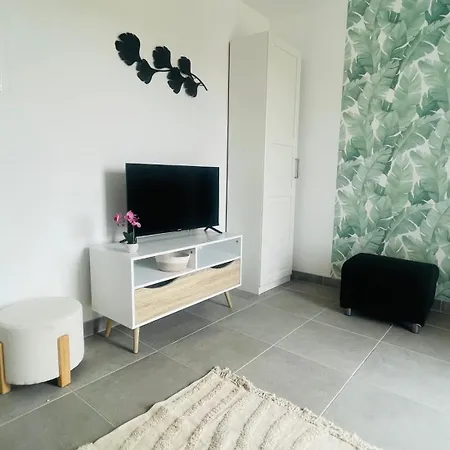 Apartment Petit Nid En Provence *calme Sainte-Tulle